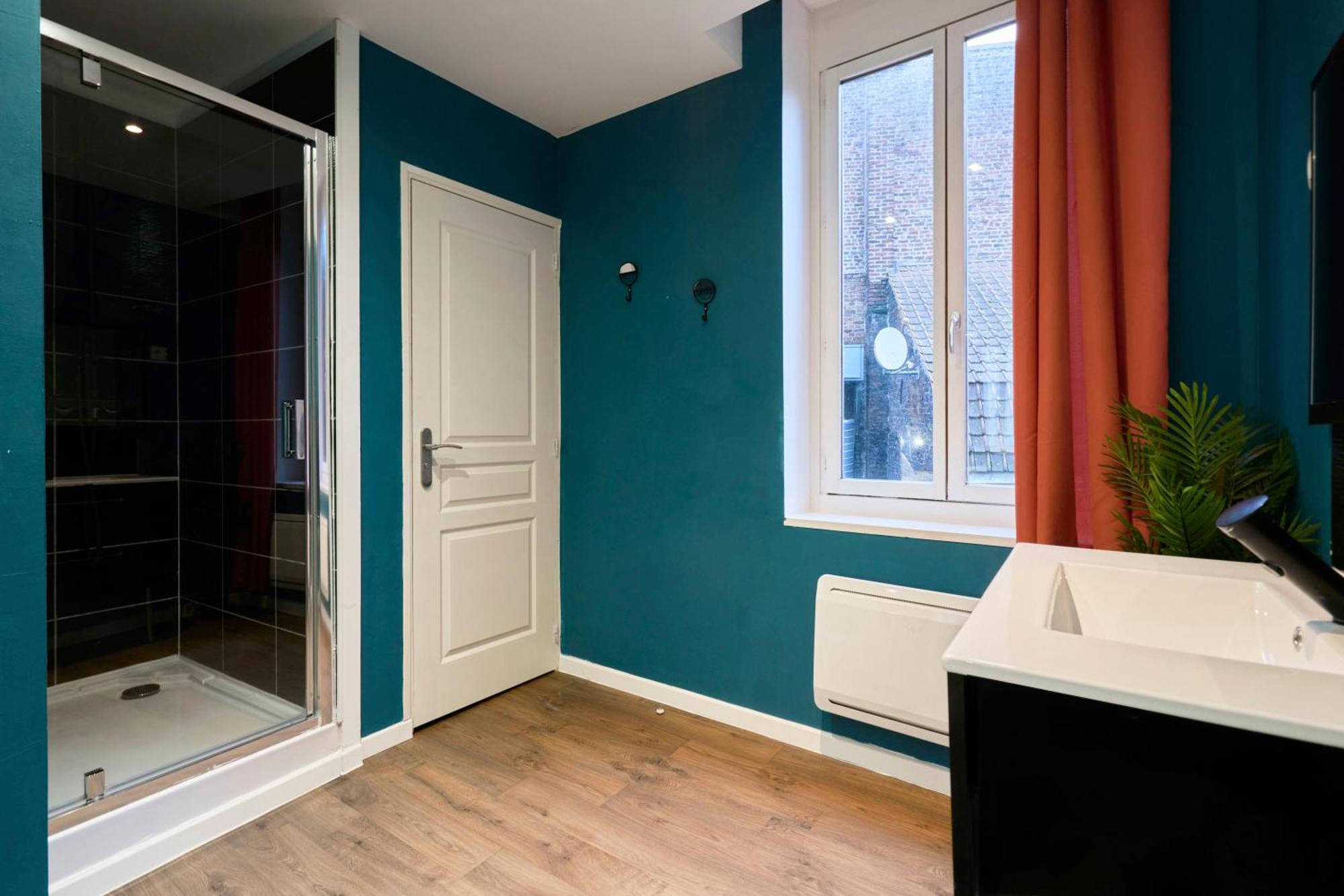 Ng Suitehome - Lille I Roubaix Centre I Grand Place - Balneo - Netflix - Wifi Exterior foto